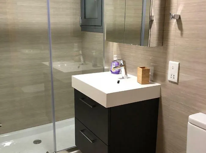 Kennedy Deluxe * Nikosia