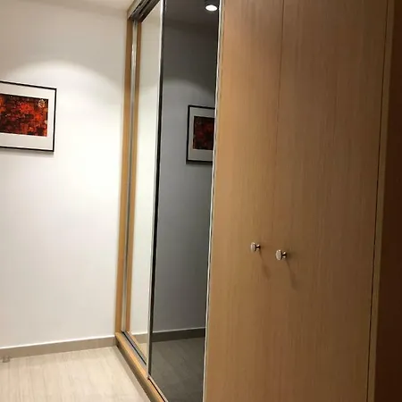 Kennedy Deluxe 홈스테이 니코시아